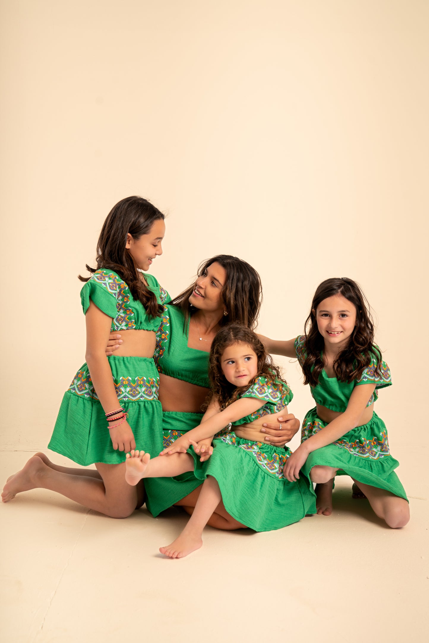 Jungle Embroidered Two-Piece set for MOMMY